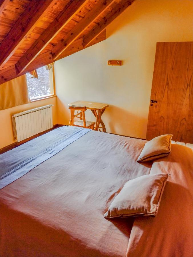 Hotel Y Cabanas Casa De Piedra Trevelín Zewnętrze zdjęcie
