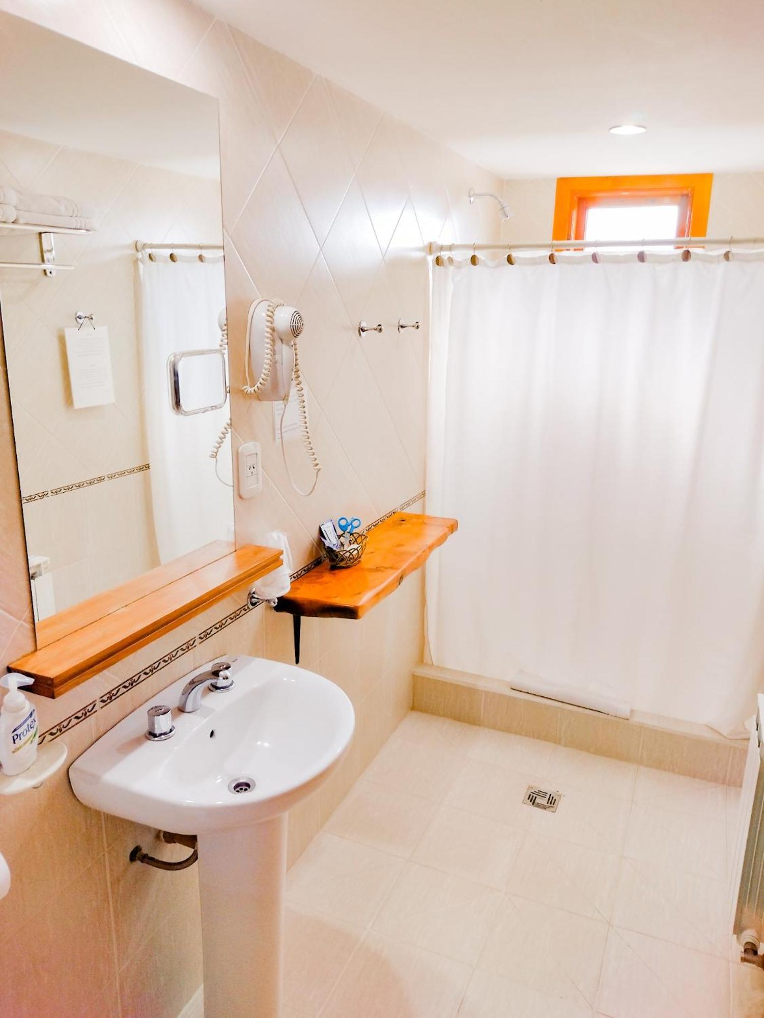 Hotel Y Cabanas Casa De Piedra Trevelín Zewnętrze zdjęcie