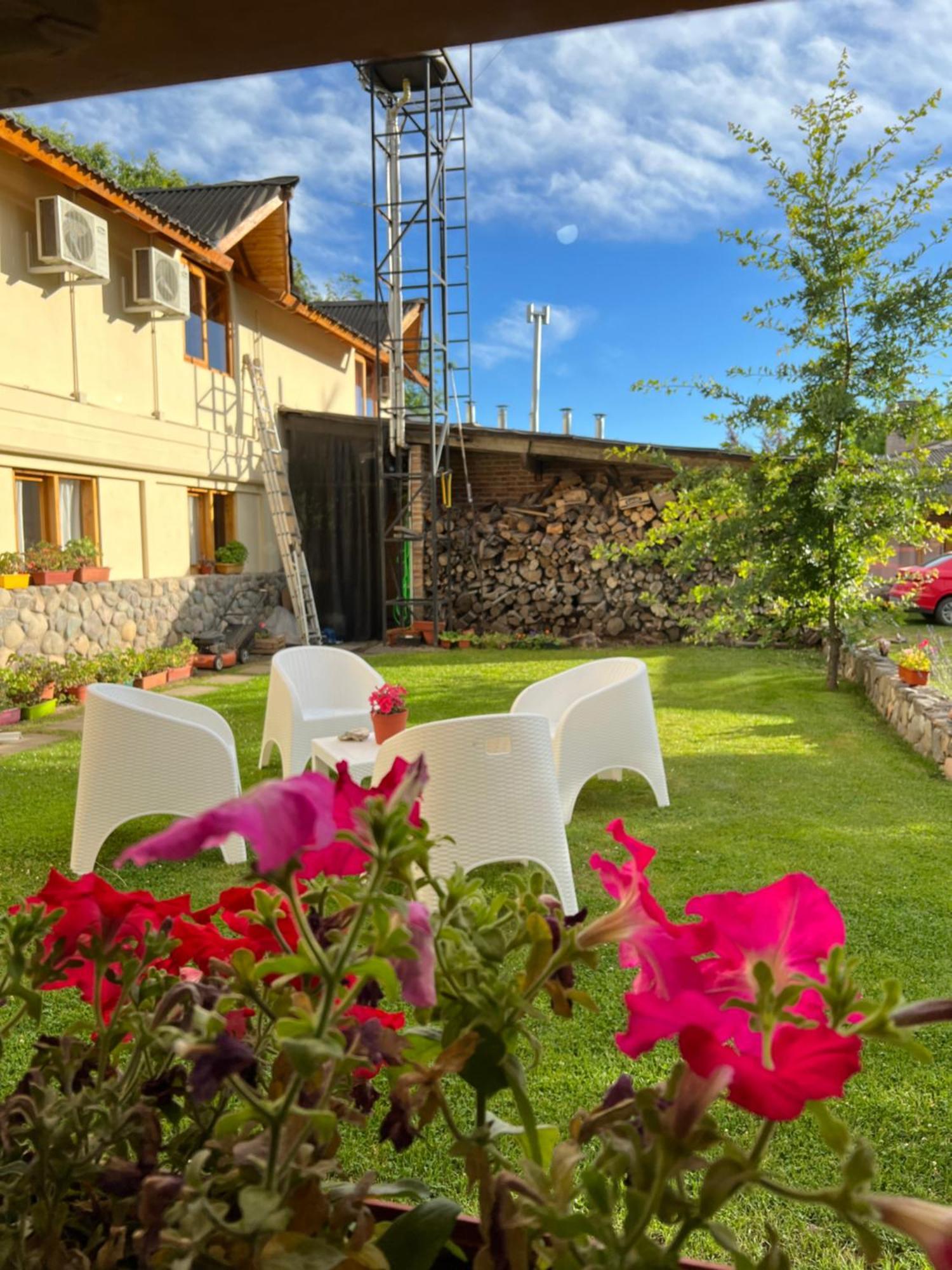 Hotel Y Cabanas Casa De Piedra Trevelín Zewnętrze zdjęcie